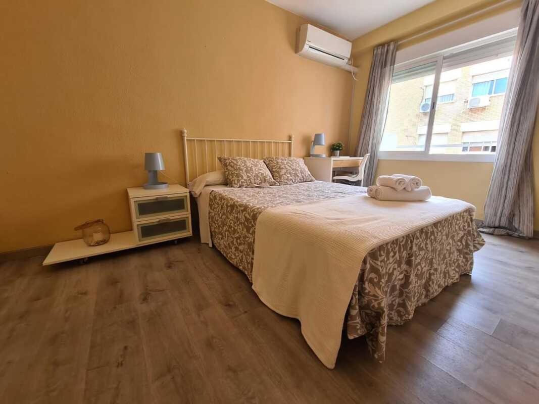 Apartamento Dos Torres Frodo - Estacionamiento Privado Gratuito Zaragoza Exterior foto